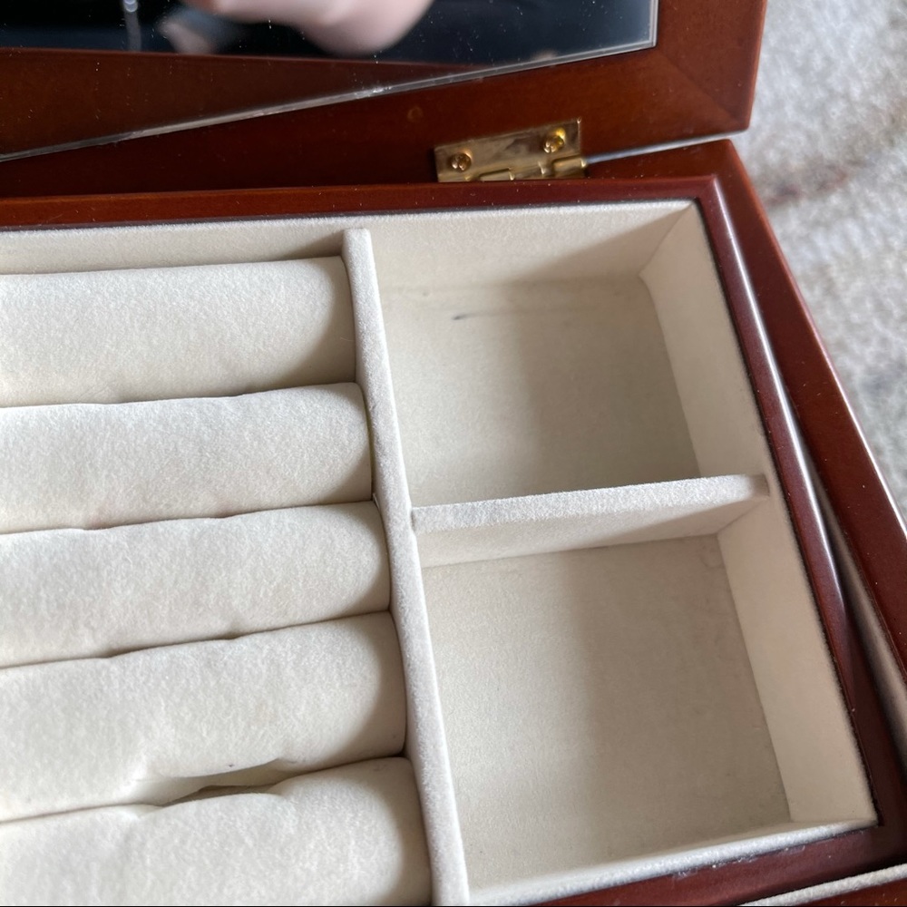 Jewelry Box - Picture 5 of 10